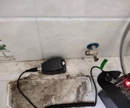 漳浦屋顶漏水维修公司分享下卫生间漏水的危害及解决方法
